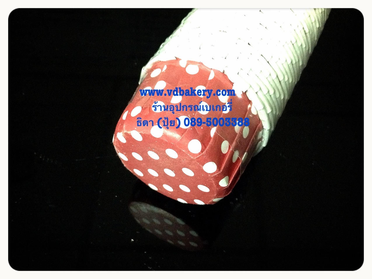 (6238R) ถ้วยมินิคัพเค้ก 3.8 cm. Red Dot (100ใบ/แถว)